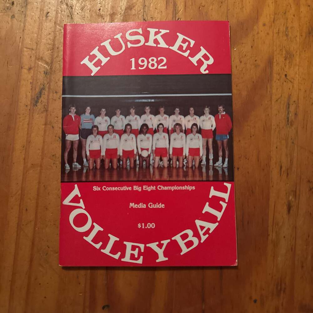 1982 Nebraska Huskers Volleyball Media Guide